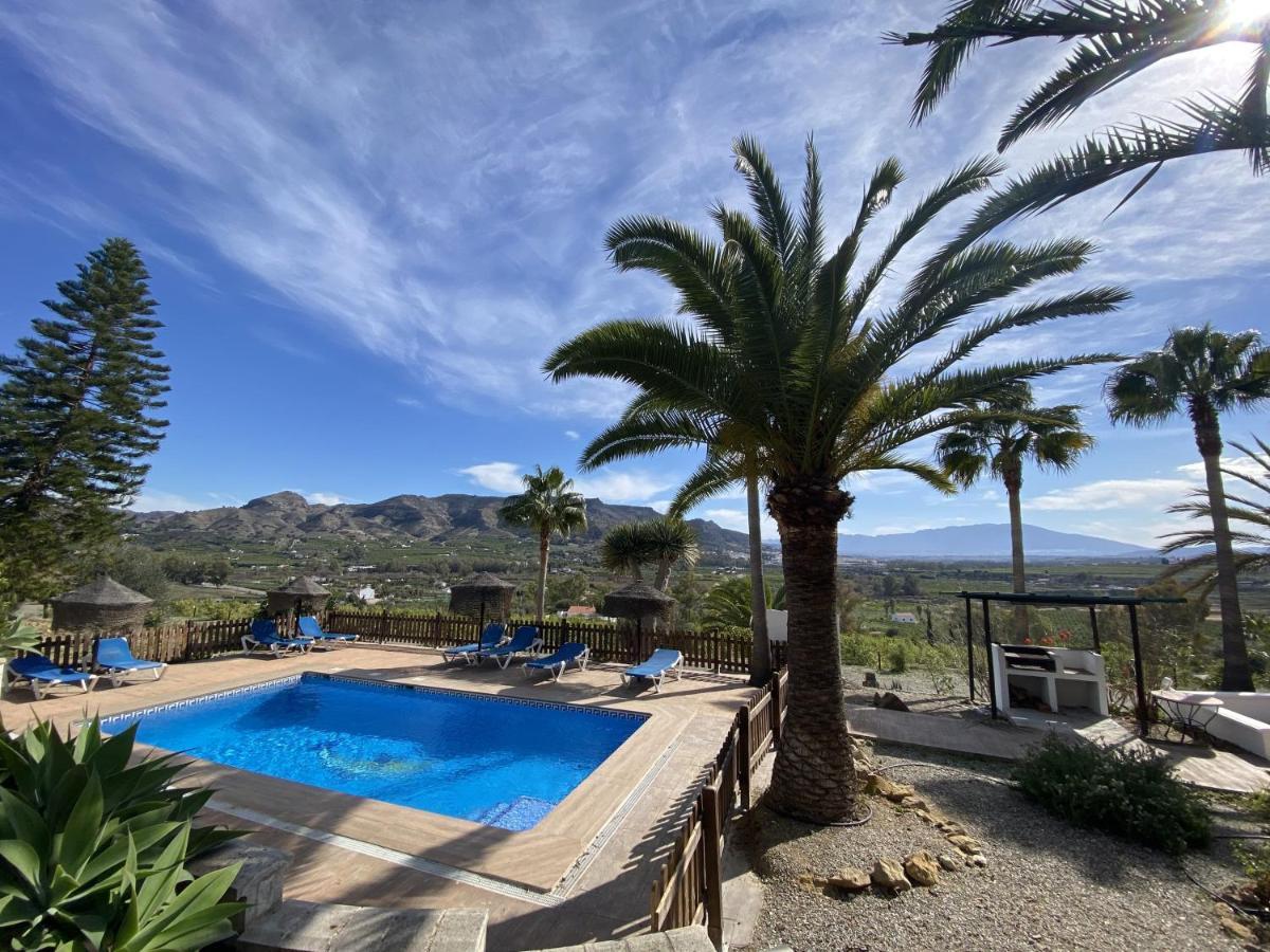 Las Palmeras Pizarra Exterior photo
